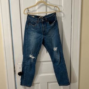 Levis Straight Leg Wedgie Distressed Jeans